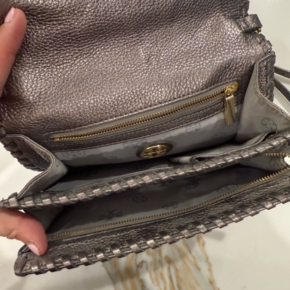 Tory Burch Gray Leather Crossbody Bag with Braided Design - Picture 2 of 5